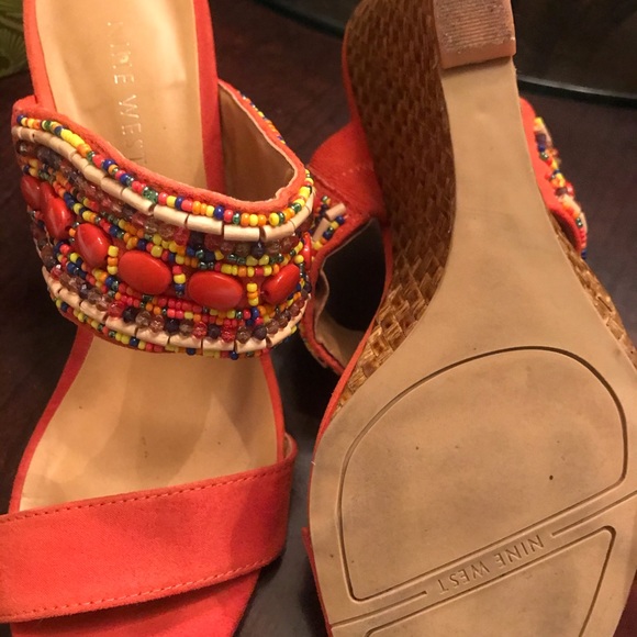 Ladies - Picture 4 of 8